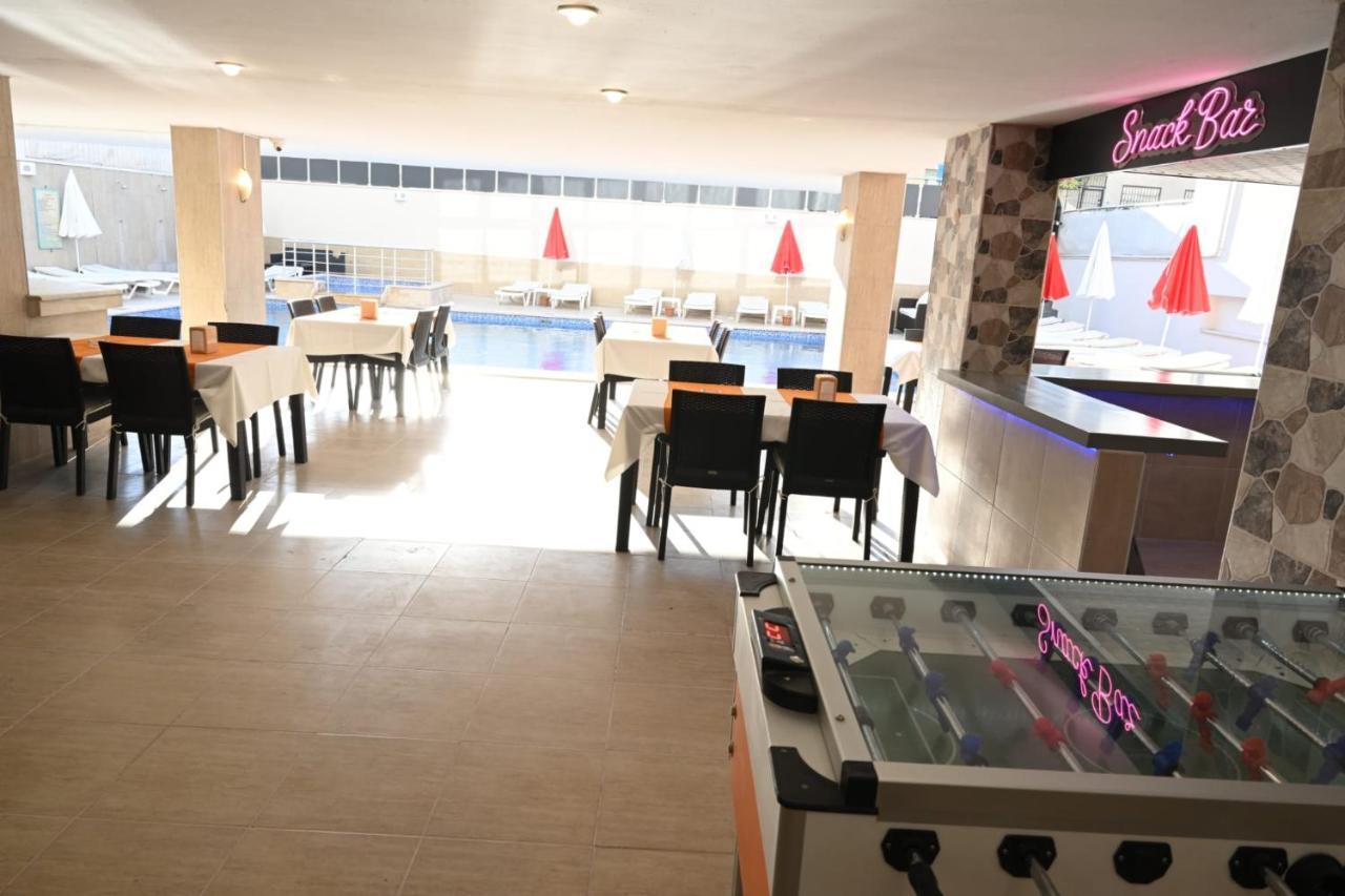 Roxx Royal Hotel Кушадасъ Екстериор снимка